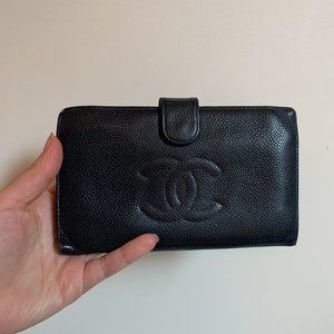 Vintage Chanel Wallet (2002-2003)